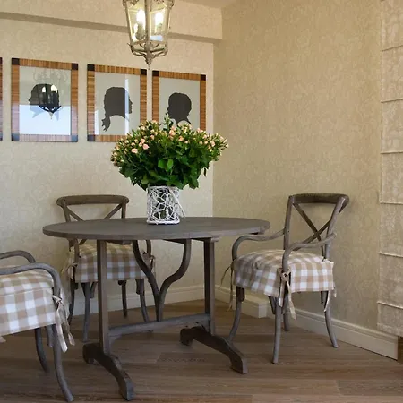 Aquila Porto Szálloda 5*