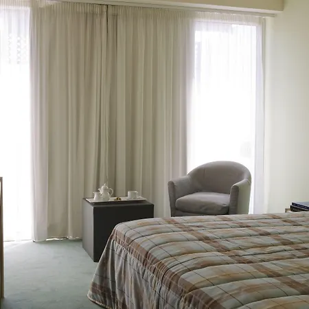 Aquila Porto Hotel 5*