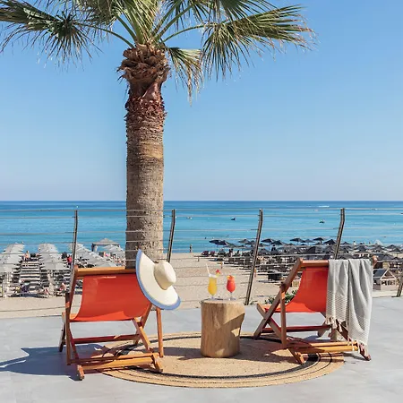 Aquila Porto 5*