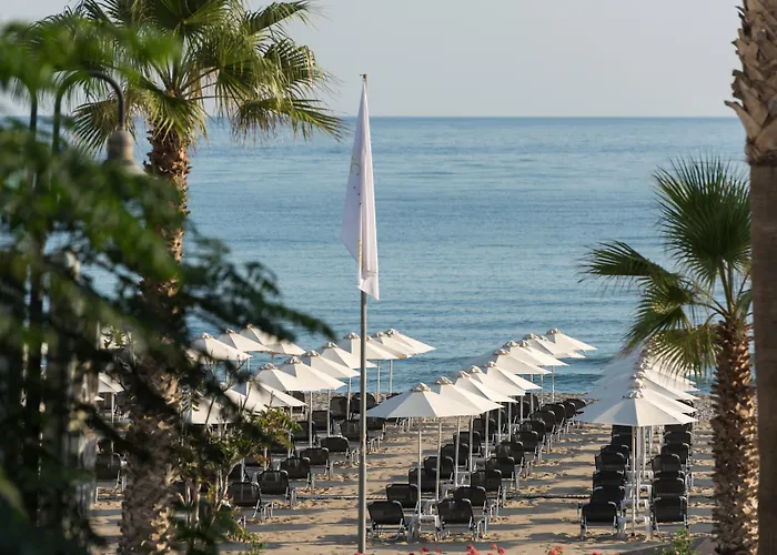 Otel Aquila Porto Resmo