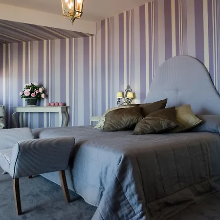 Aquila Porto Hotel 5*