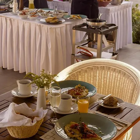 Aquila Porto Hotel 5*