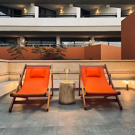 Aquila Porto Hotel 5*