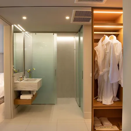 Aquila Porto Hotel 5*