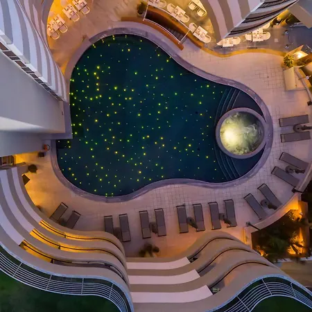Aquila Porto Hotel 5*