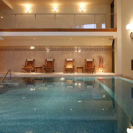 Aquila Porto Готель