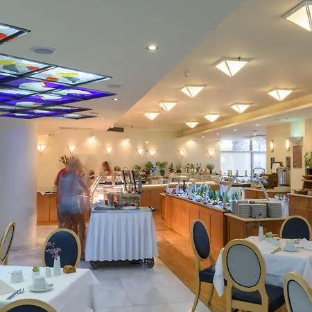 Aquila Porto 5*