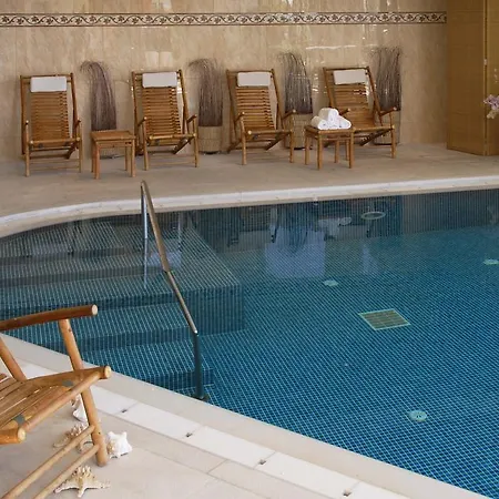 Aquila Porto Hotel