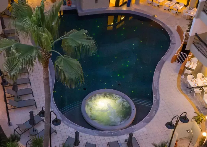 Aquila Porto Szálloda 5*