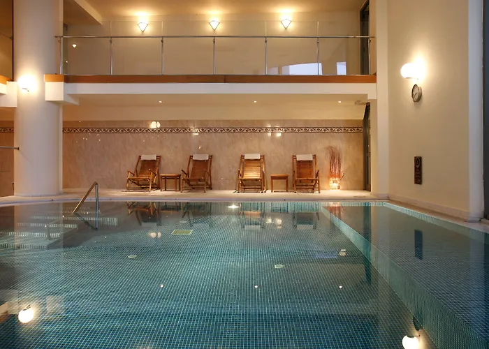 Aquila Porto Szálloda