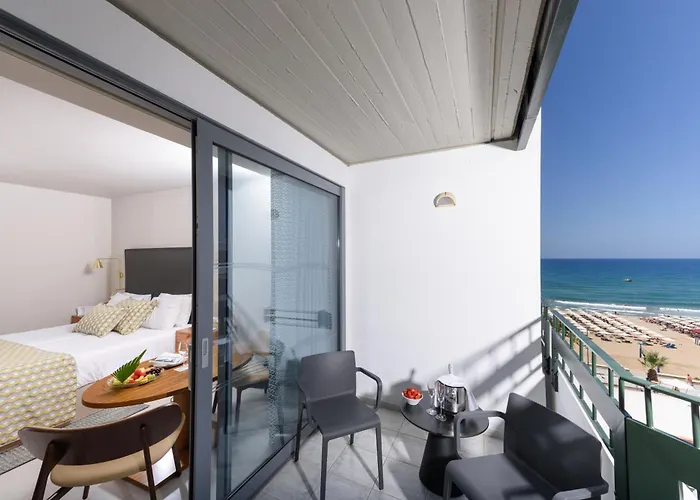 Hotel Aquila Porto 5*