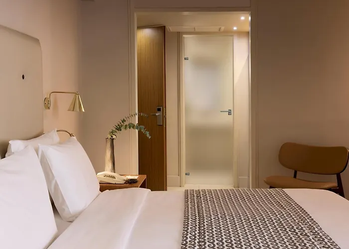 Aquila Porto فندق ريثيمنو