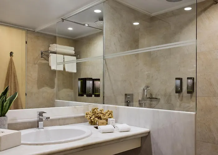 فندق Aquila Porto 5*